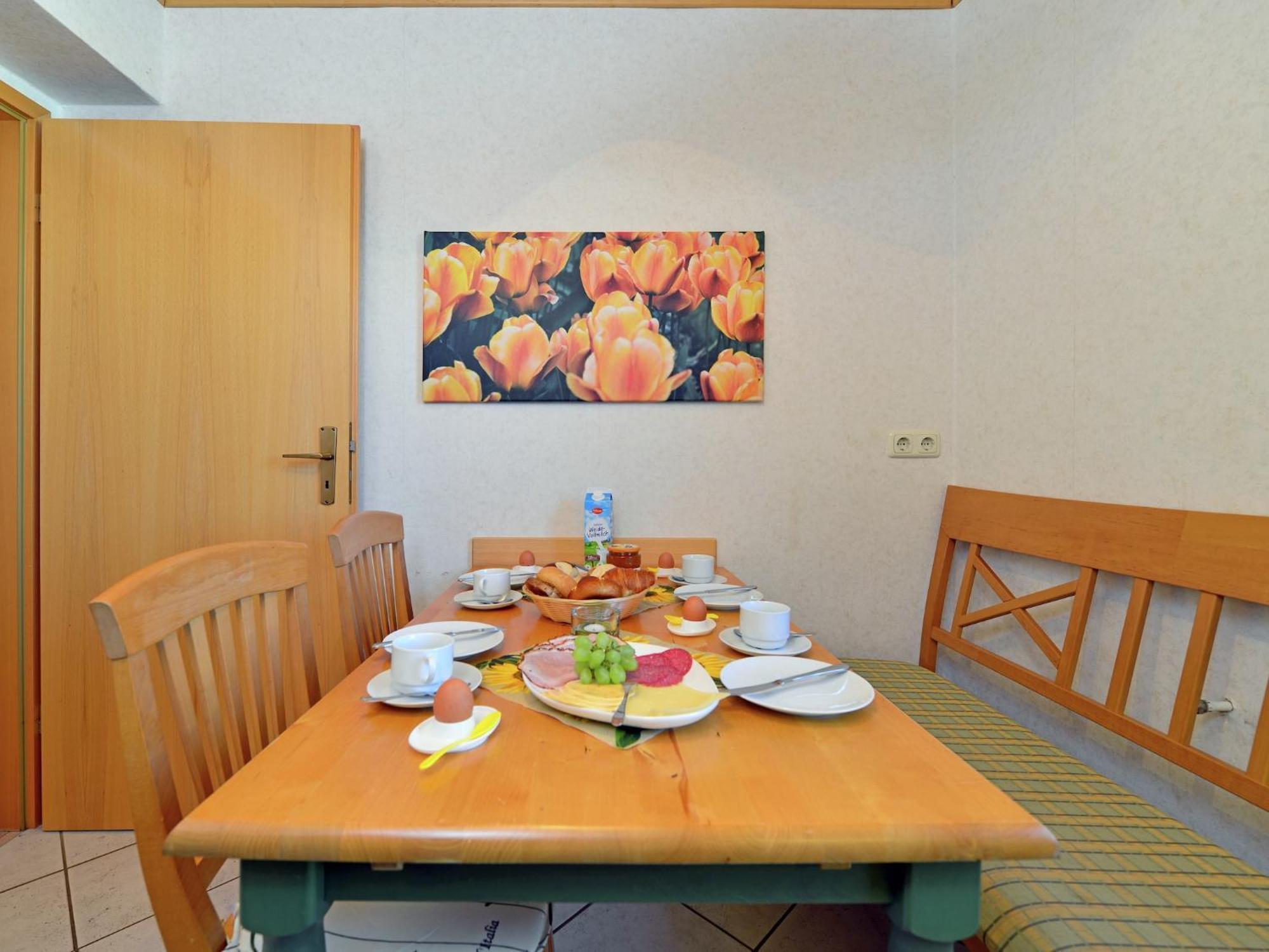 Quaint Apartment In Eimelrod Near Lake And Water Sports Willingen  Exteriér fotografie