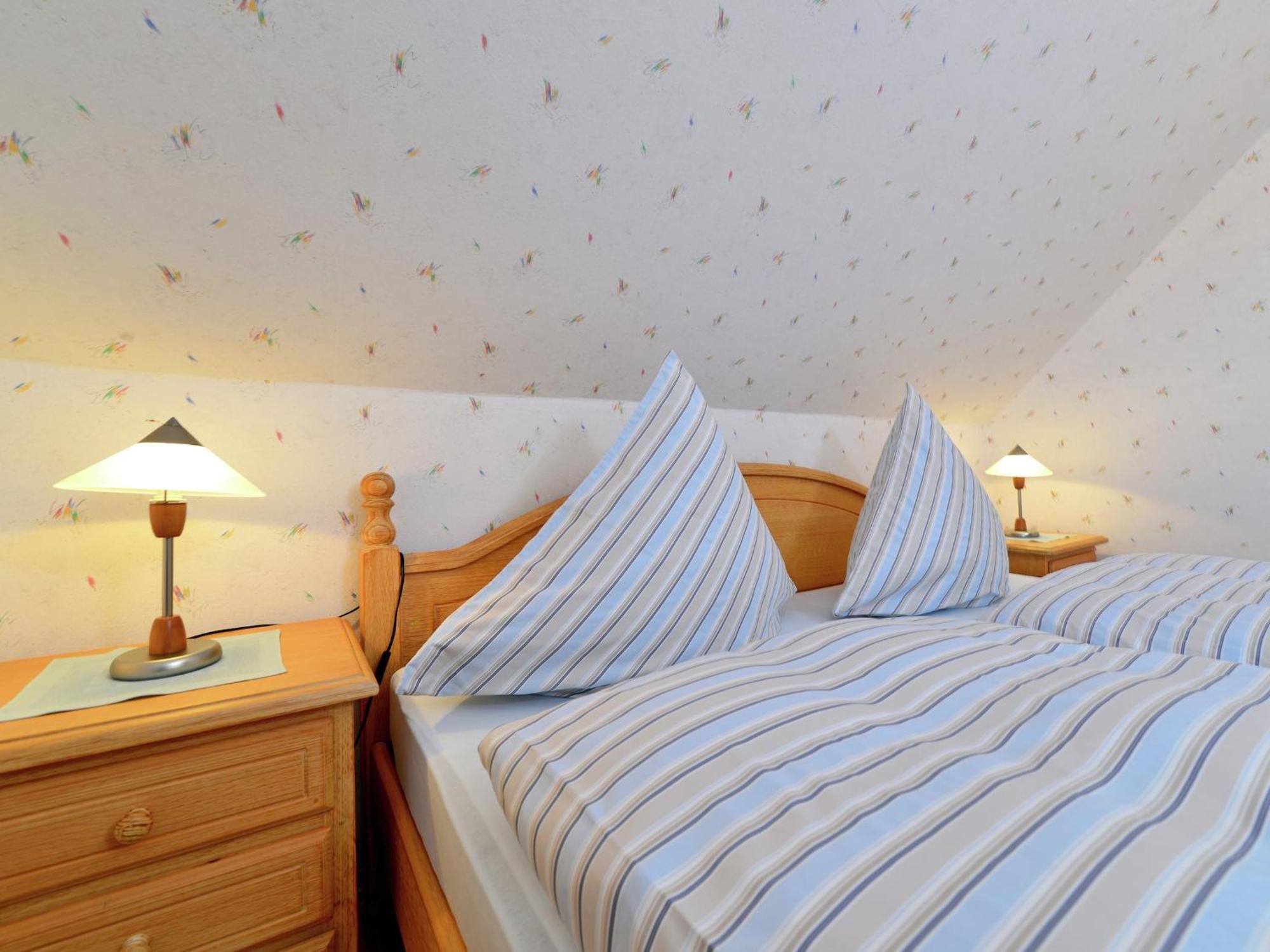 Quaint Apartment In Eimelrod Near Lake And Water Sports Willingen  Exteriér fotografie